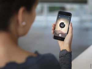 Oticon_Connectivity_ON_App_iPhone_7_GAB_0074_Width200mm_300dpi_C_Oticon